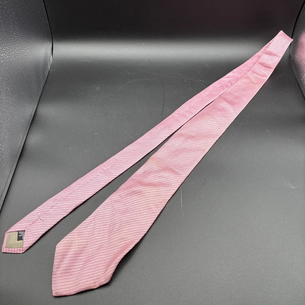 Giorgio Armani Mens 100% Silk Tie Handmade Necktie Striped Pink Italy READ